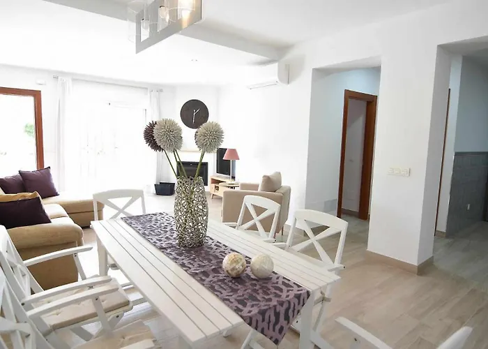 Дом отдыха Garcia Jaime Casitas Select